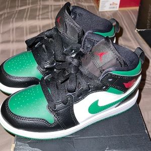 Kids Jordan 1MD